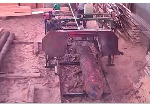 Reduced Waste with a Portable Sawmill: The Key to Cost Savings